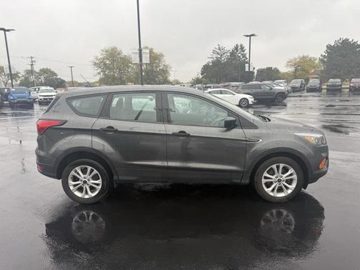 2019 Ford Escape S