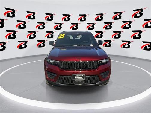 2025 Jeep Grand Cherokee Altitude