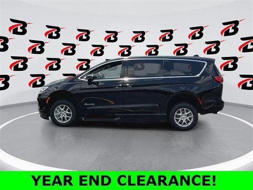 2025 Chrysler Pacifica L