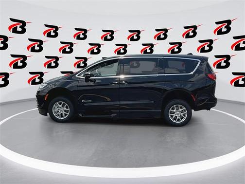 2025 Chrysler Pacifica L