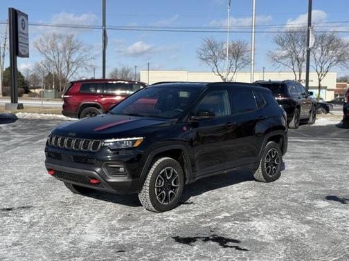 2025 Jeep Compass Trailhawk