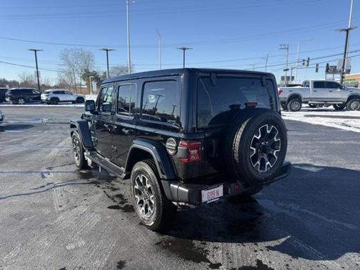 2024 Jeep Wrangler 4-Door Sahara 4x4