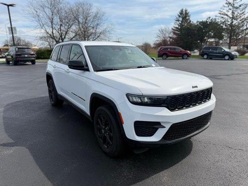 2025 Jeep Grand Cherokee Altitude