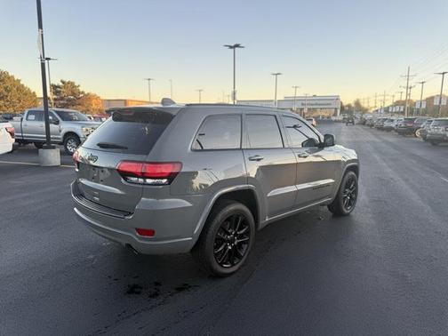 2019 Jeep Grand Cherokee Altitude