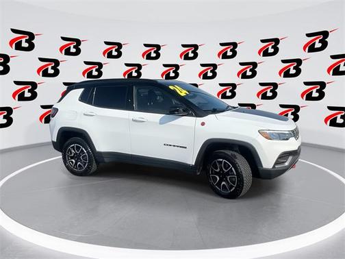 2024 Jeep Compass Trailhawk