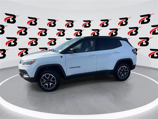 2024 Jeep Compass Trailhawk