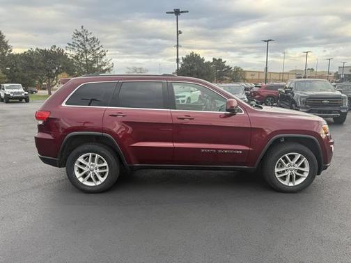 2018 Jeep Grand Cherokee Laredo E