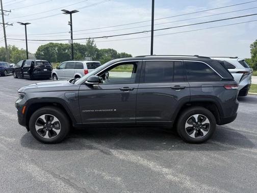 2023 Jeep Grand Cherokee 4xe Base