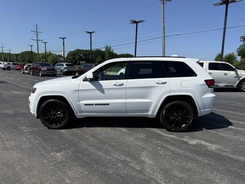 2021 Jeep Grand Cherokee Laredo