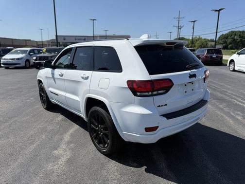 2021 Jeep Grand Cherokee Laredo