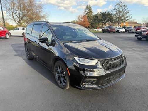 2025 Chrysler Pacifica Limited