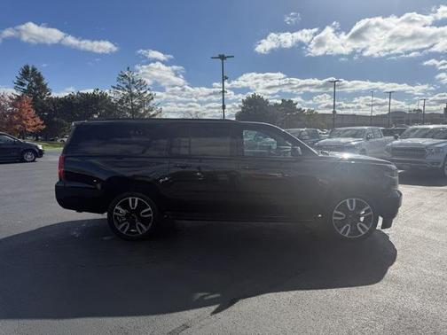 2018 Chevrolet Suburban LT
