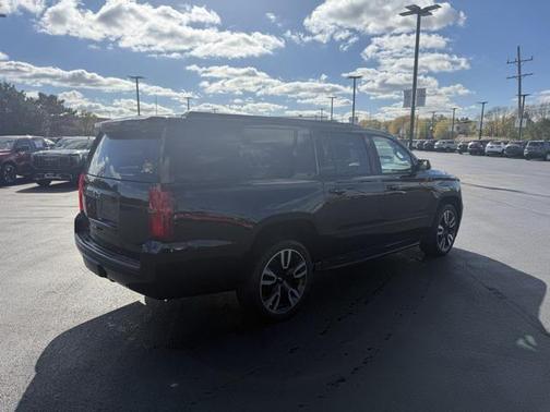 2018 Chevrolet Suburban LT