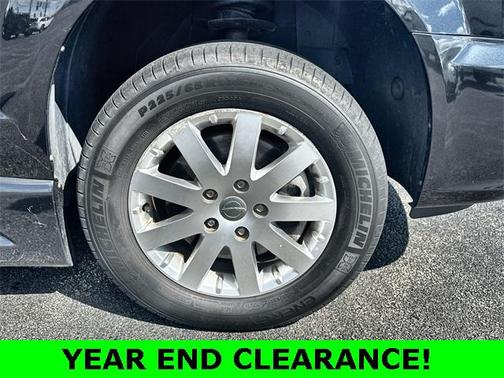 2012 Chrysler Town & Country Touring-L