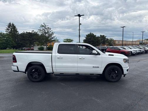 Bright White Clearcoat 2020 RAM 1500 Big Horn/Lone Star