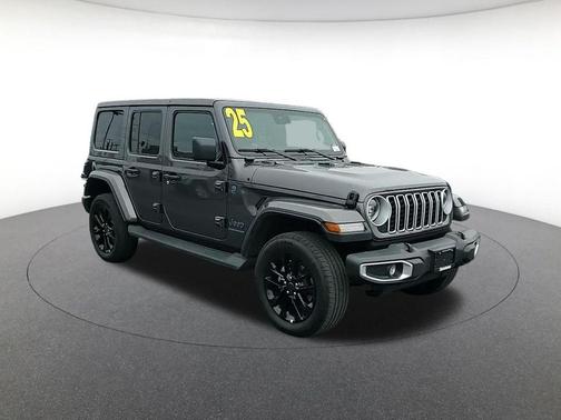 2025 Jeep Wrangler 4xe Sahara
