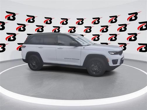 2024 Jeep Grand Cherokee 4xe Trailhawk Carb State Pkg