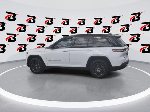 2024 Jeep Grand Cherokee 4xe Trailhawk Carb State Pkg