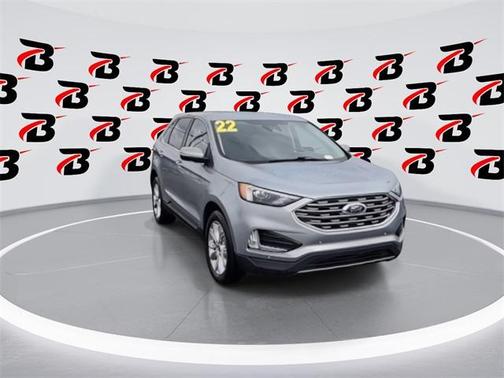2022 Ford Edge Titanium