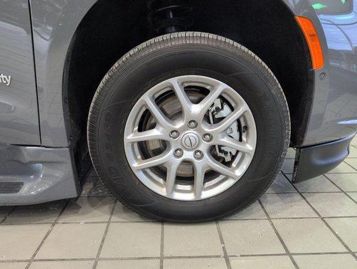 2025 Chrysler Pacifica L