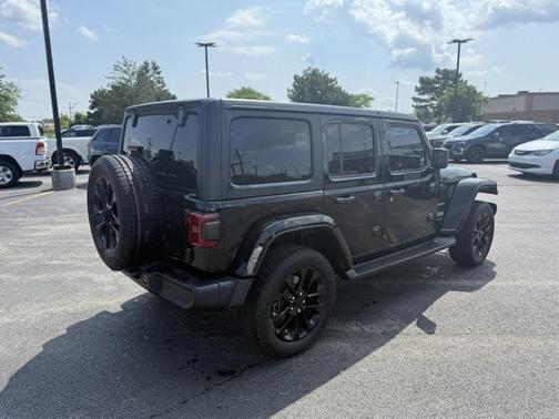 2022 Jeep Wrangler Unlimited 4xe Sahara