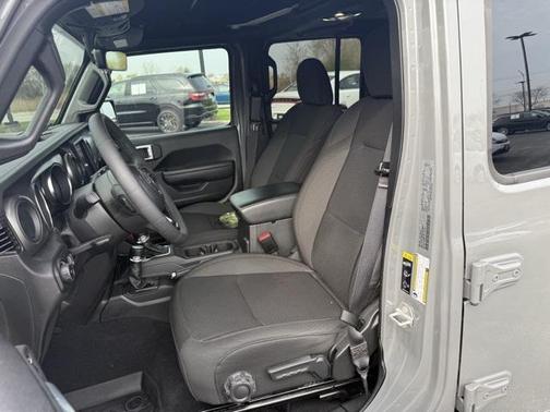 2023 Jeep Wrangler 4-Door High Tide 4x4