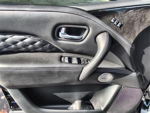 2023 INFINITI QX80 SENSORY AWD