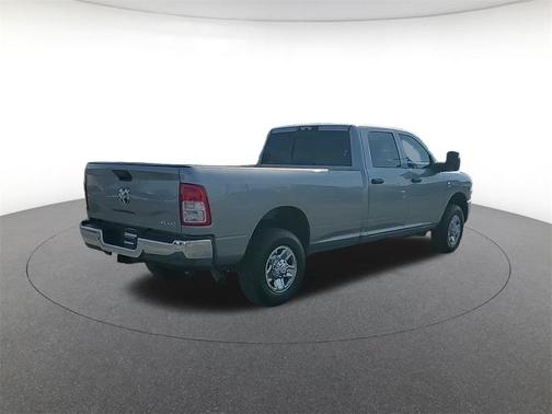 2024 RAM 3500 Tradesman Crew Cab 4x4 8' Box