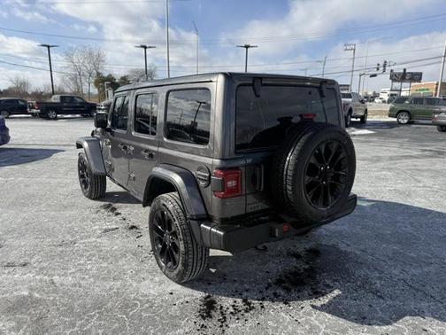 2025 Jeep Wrangler 4xe Sahara