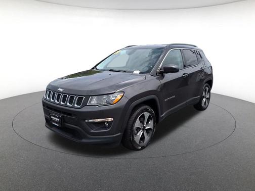 Granite Crystal Metallic Clearcoat 2019 Jeep Compass Latitude