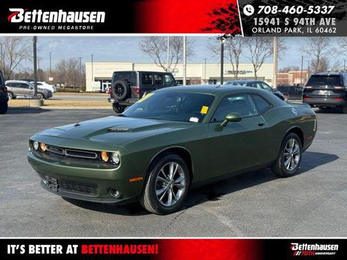 2020 Dodge Challenger SXT