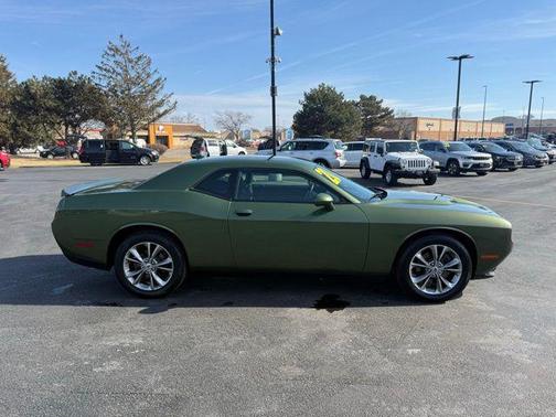 2020 Dodge Challenger SXT