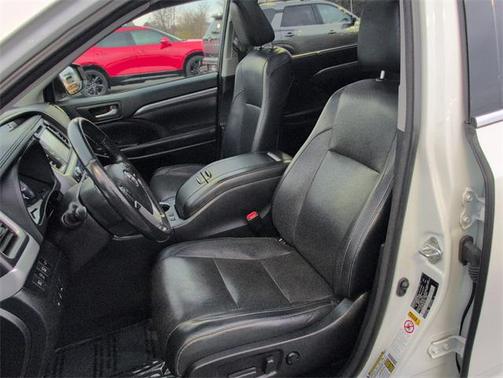 2018 Toyota Highlander Limited Platinum