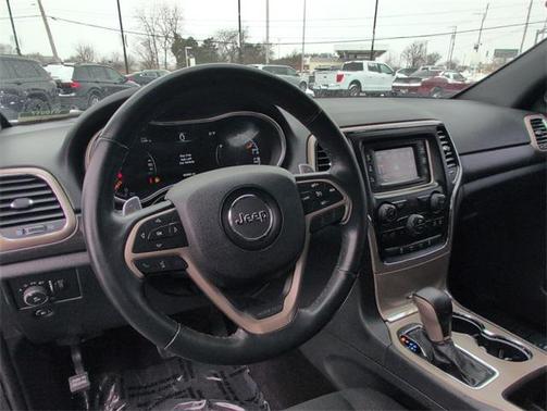 2016 Jeep Grand Cherokee Laredo