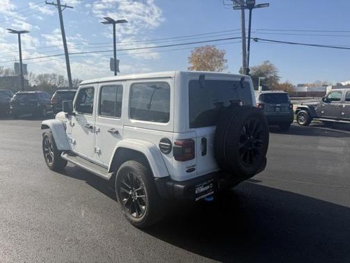2022 Jeep Wrangler Unlimited 4xe Sahara