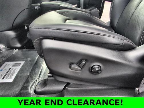 2025 Chrysler Pacifica L