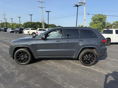 2018 Jeep Grand Cherokee Altitude