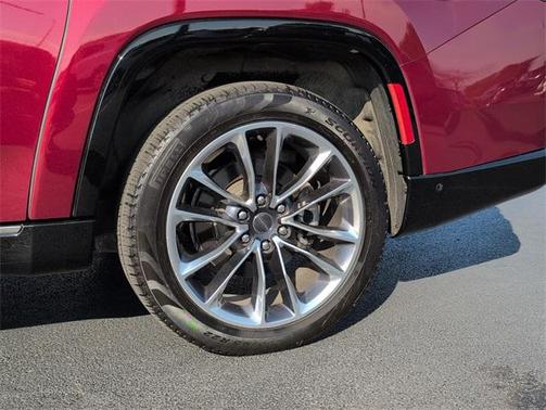 2024 Jeep Wagoneer L Series III 4x4