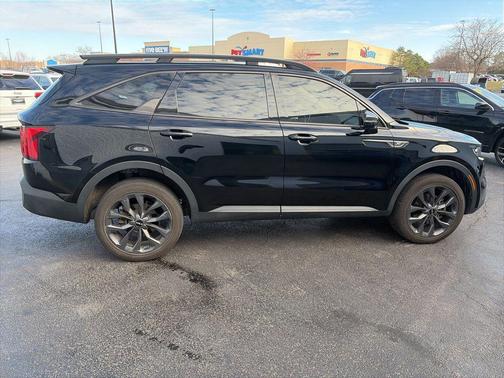 Ebony Black 2023 Kia Sorento SX