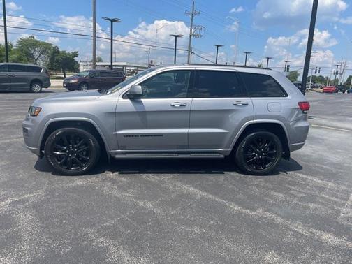 2020 Jeep Grand Cherokee Altitude