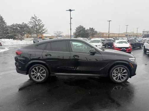 2022 BMW X6 xDrive40i
