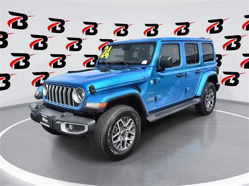 2024 Jeep Wrangler 4-Door Sahara 4x4