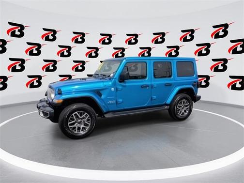 2024 Jeep Wrangler 4-Door Sahara 4x4