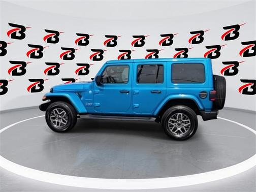 2024 Jeep Wrangler 4-Door Sahara 4x4