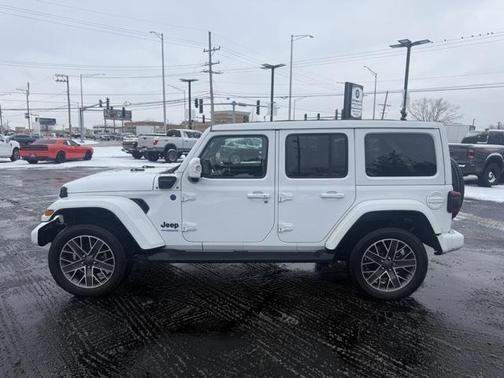 2022 Jeep Wrangler Unlimited 4xe Sahara High Altitude