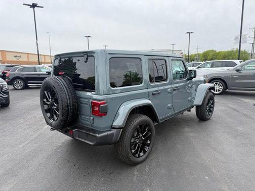 Anvil Clearcoat 2025 Jeep Wrangler 4xe Sahara