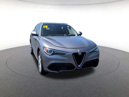 Stromboli Gray Metallic 2018 Alfa Romeo Stelvio Ti