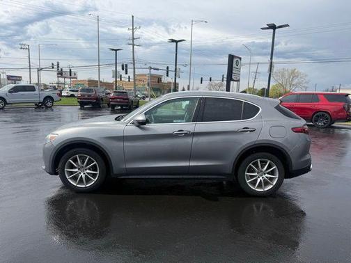 Stromboli Gray Metallic 2018 Alfa Romeo Stelvio Ti