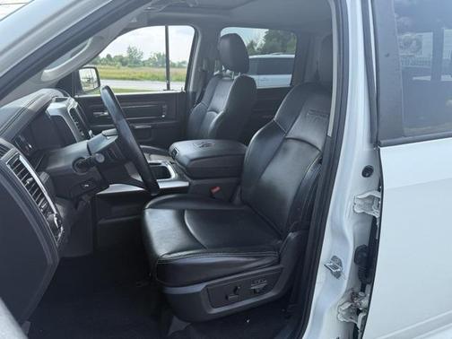 2016 RAM 1500 Laramie