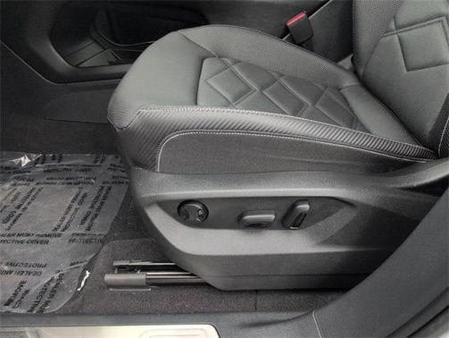 2024 Volkswagen Atlas Cross Sport 2.0T SE w/Technology 4MOTION